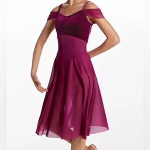 Weissman Dance Costume VELVET burgundy red The Skaters Waltz 15885 SA adult